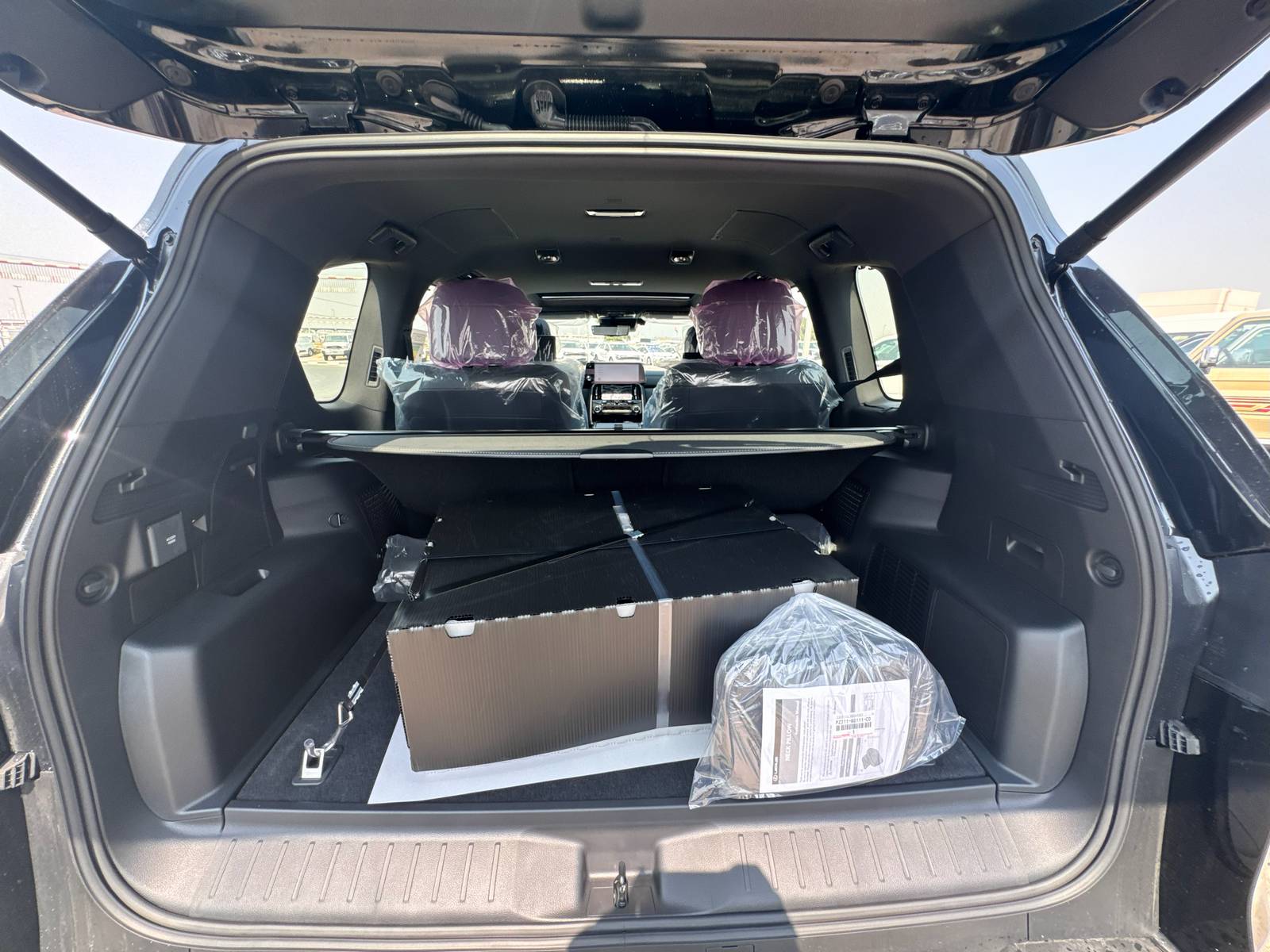 Lexus LX 2026 LX700H VIP - 3.5L PET - 25 SPEAKERS ML thumb 26