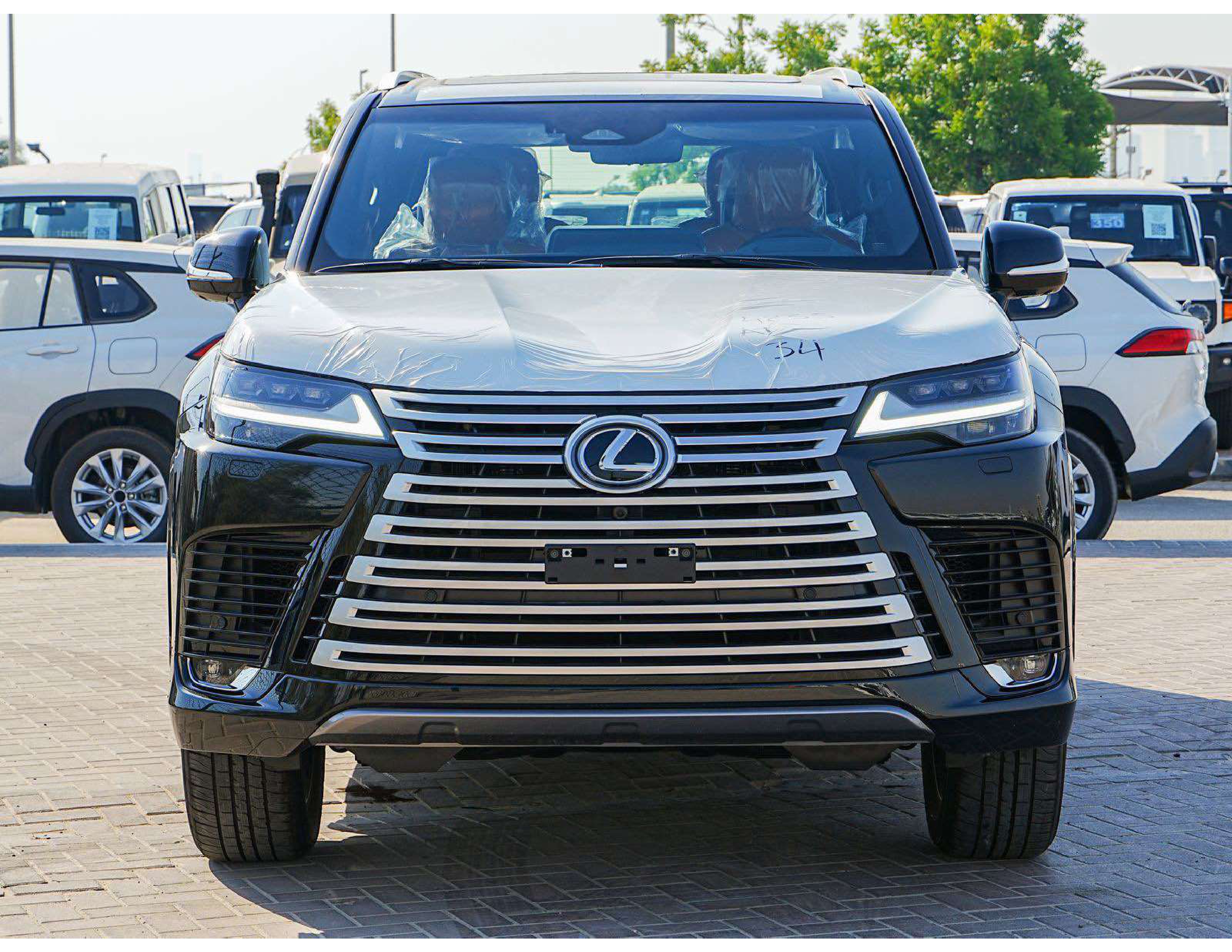 Lexus LX 600 2026 VIP thumb 2
