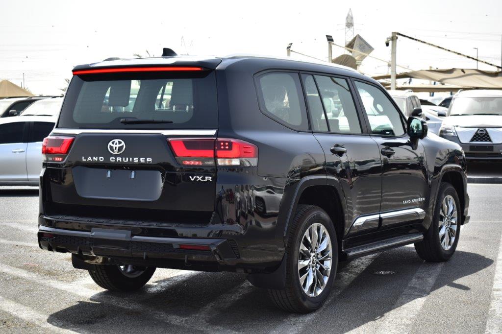 Toyota Land Cruiser 2026 VXR 4.0L Omani thumb 25
