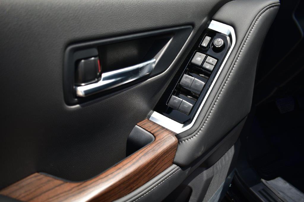 Toyota Land Cruiser 2026 VXR 4.0L Omani thumb 51