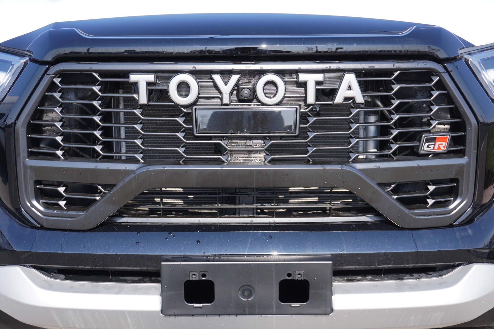 Toyota Hilux 2026 thumb 5