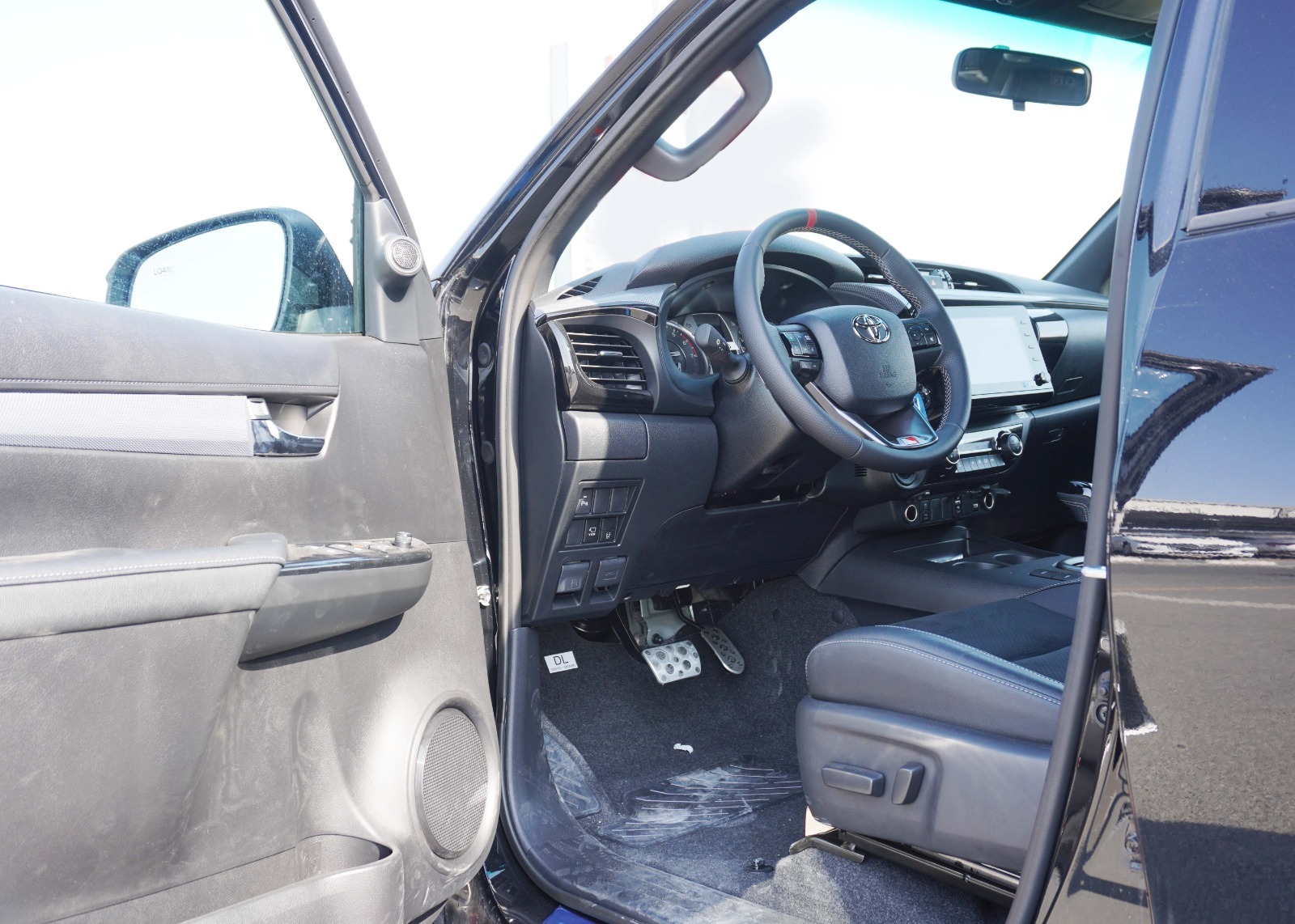 Toyota Hilux 2026 thumb 10