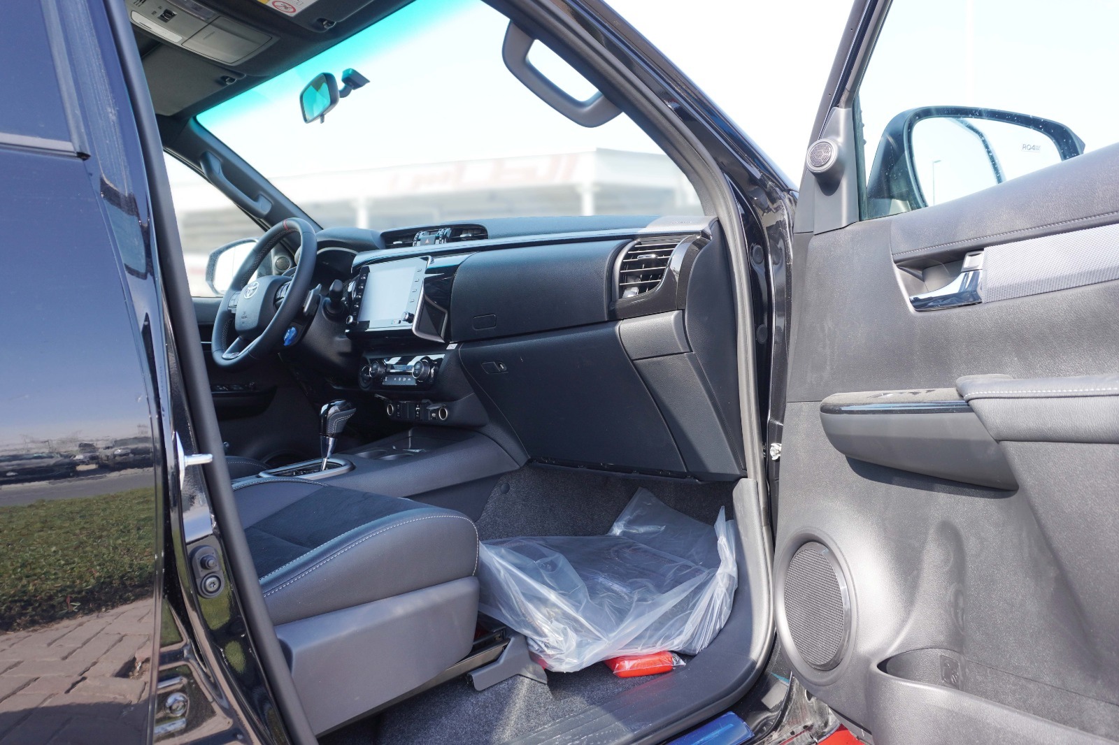 Toyota Hilux 2026 thumb 18