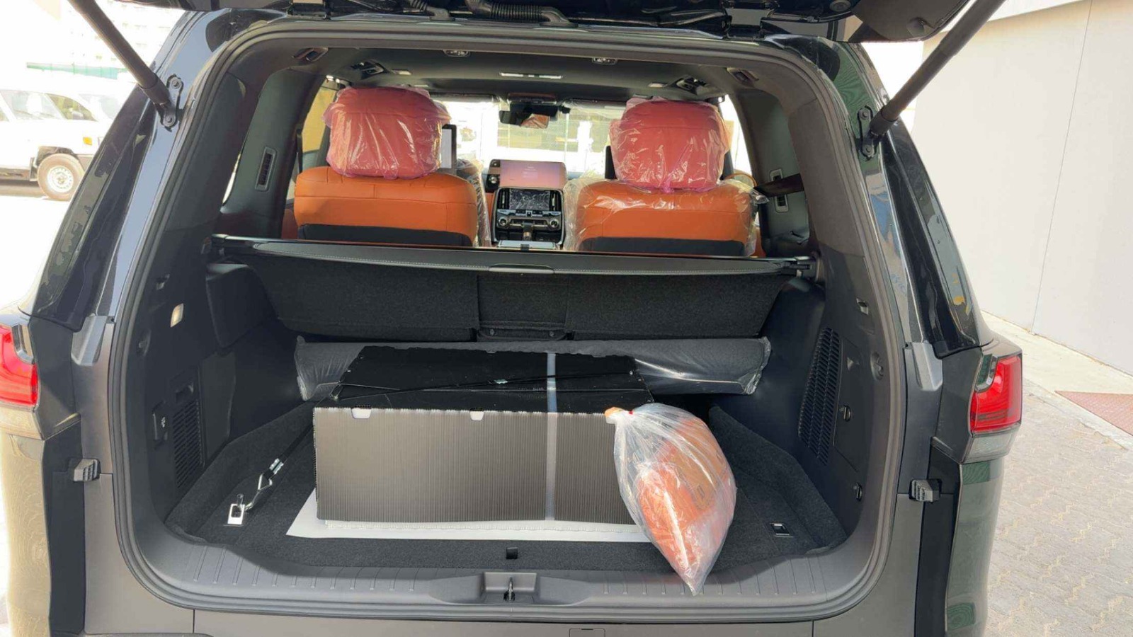Lexus LX 600 2026 VIP thumb 2