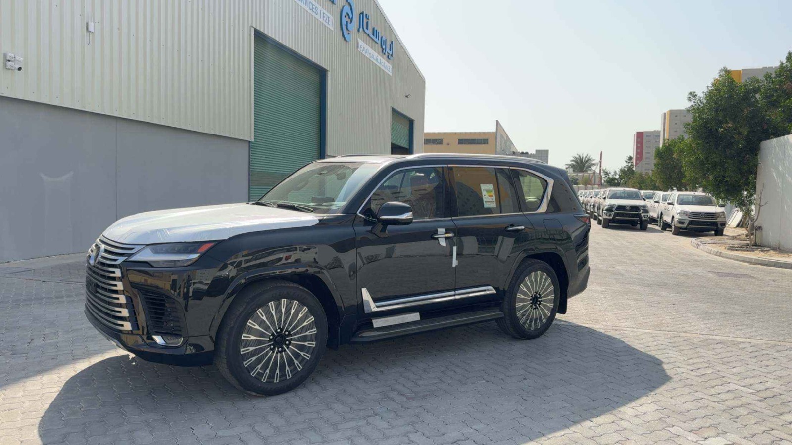 Lexus LX 600 2026 VIP thumb 15