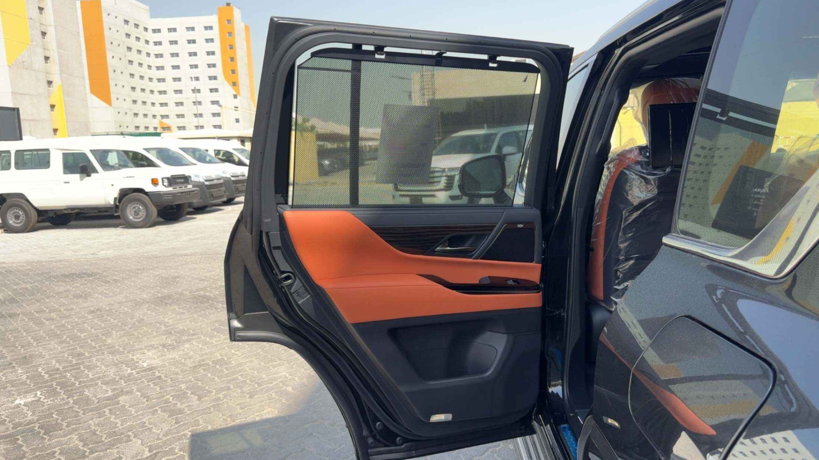 Lexus LX 600 2026 VIP thumb 32