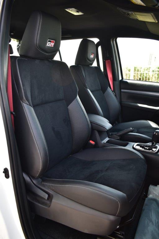 Toyota Hilux 2025 thumb 17