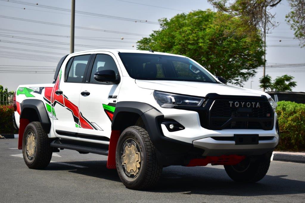 Toyota Hilux 2025 thumb 3