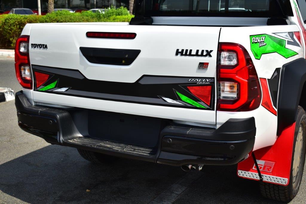 Toyota Hilux 2025 thumb 9