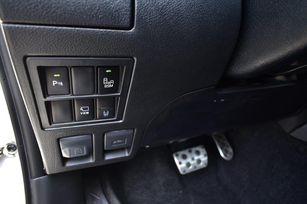 Toyota Hilux 2025 thumb 26
