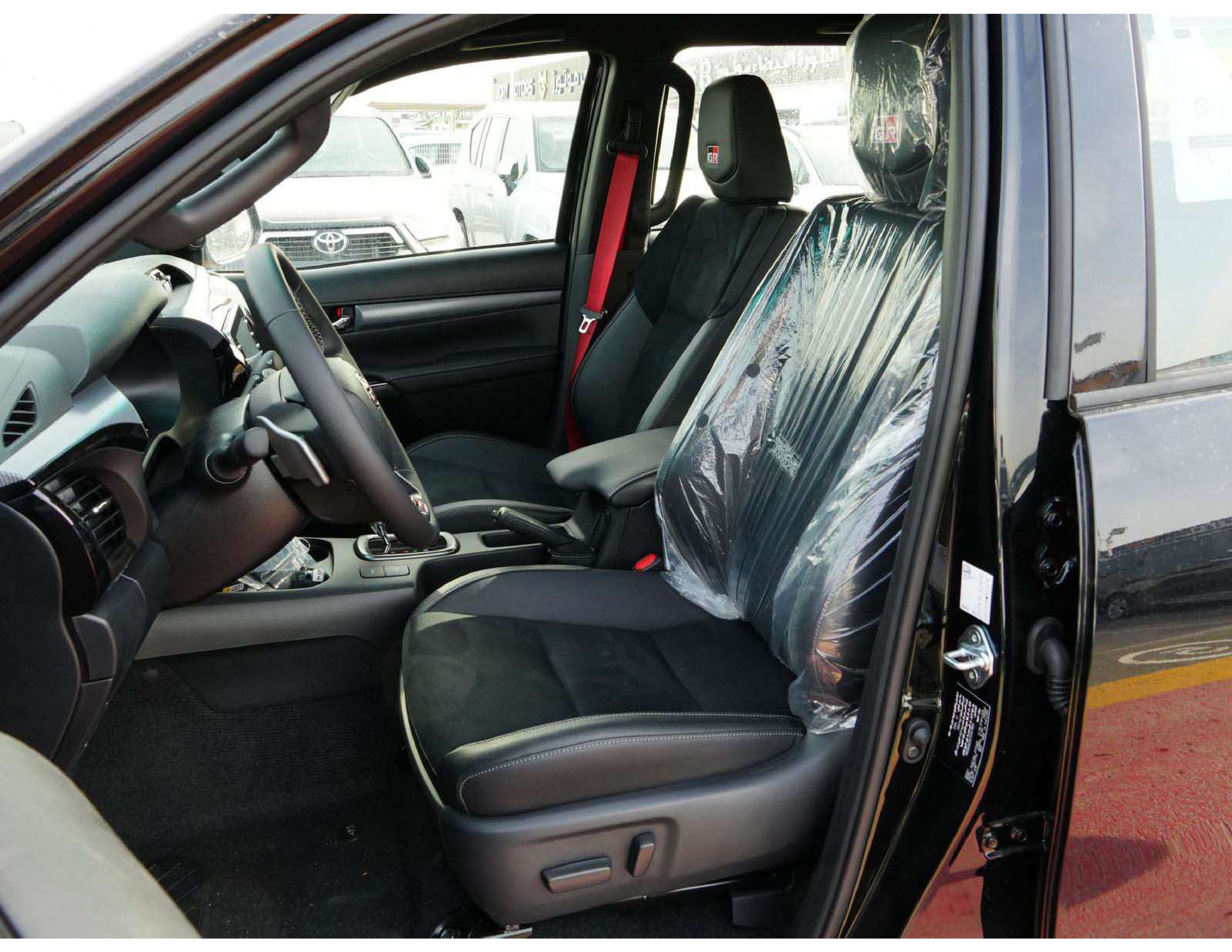 Toyota Hilux 2026 2.8L V4 Diesel GR Sport thumb 13