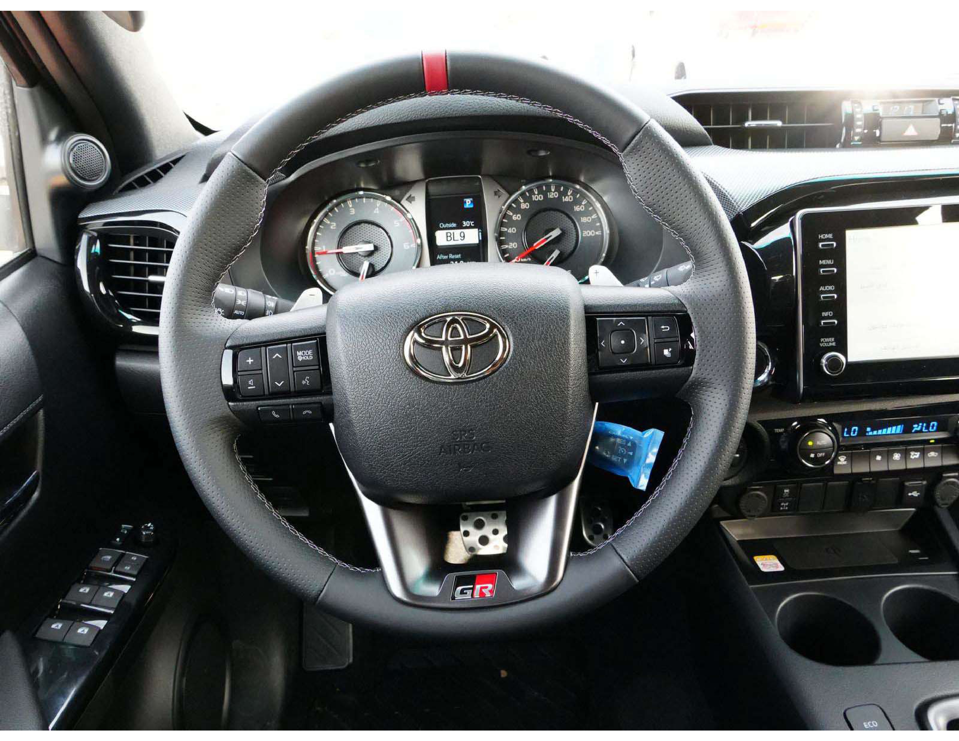 Toyota Hilux 2026 2.8L V4 Diesel GR Sport thumb 15