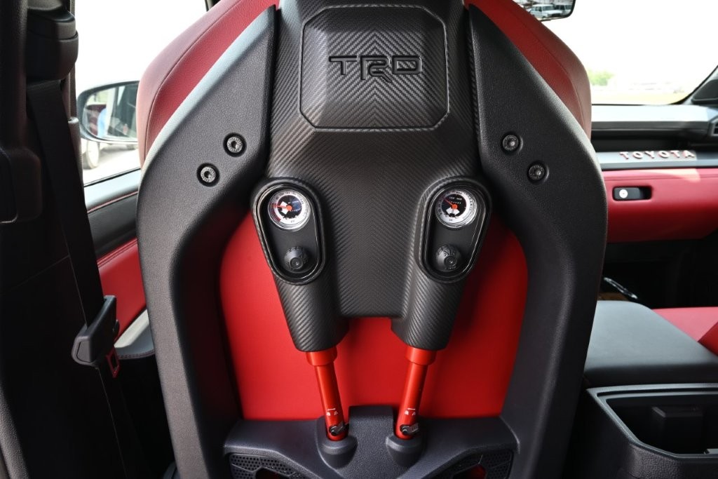 Toyota Tacoma 2026 TRD PRO HYBRID thumb 4