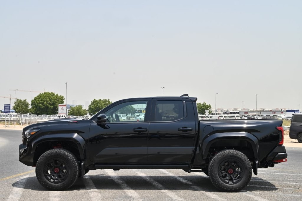 Toyota Tacoma 2026 TRD PRO HYBRID thumb 5