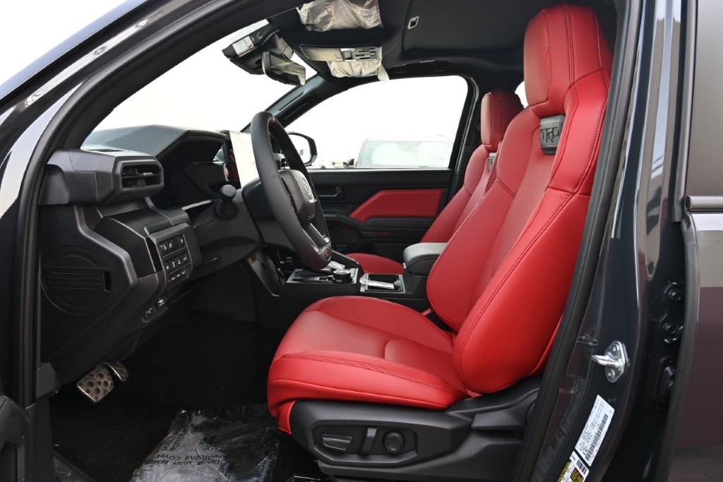 Toyota Tacoma 2026 TRD PRO HYBRID 2.4L thumb 17