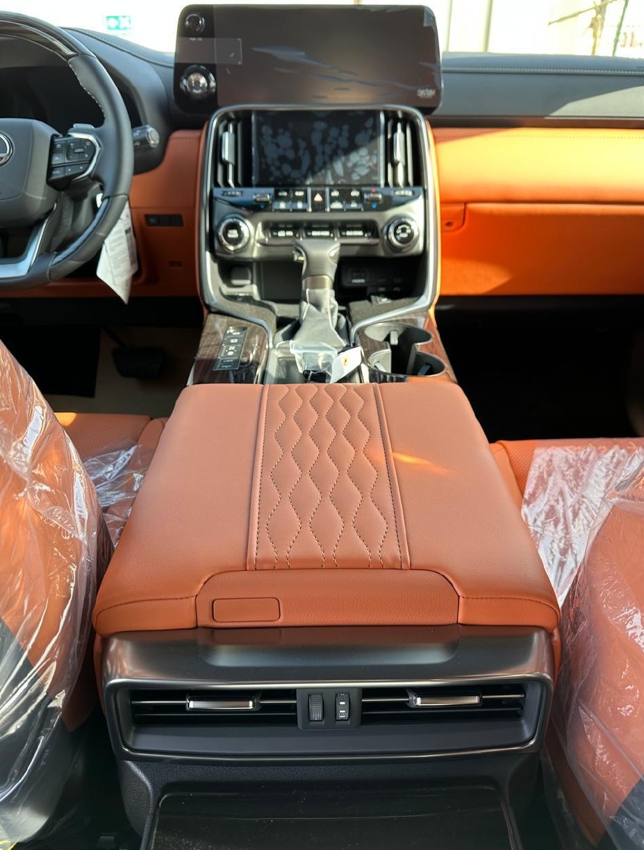 Lexus LX 600 2026 VIP thumb 7