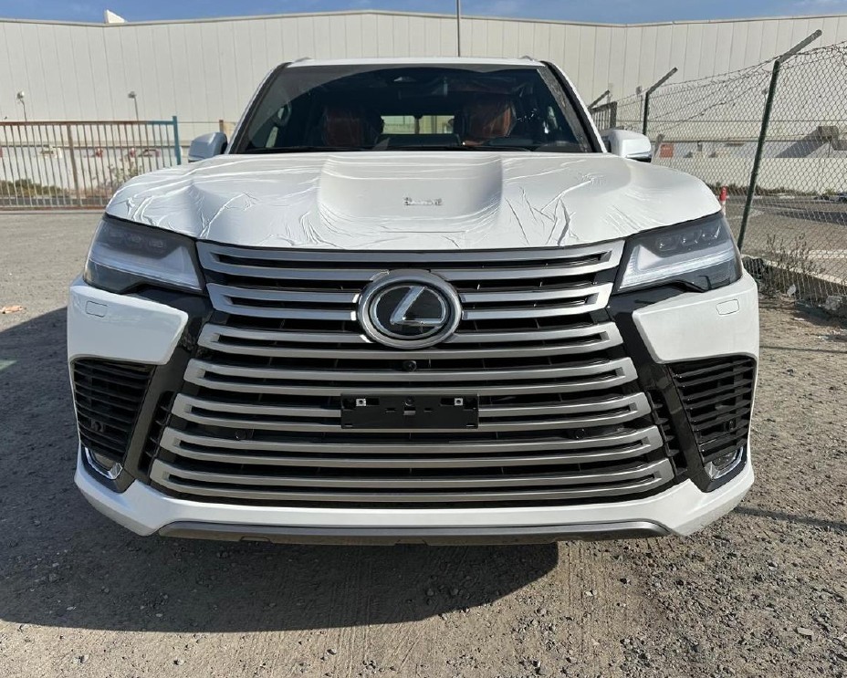 Lexus LX 600 2026 VIP thumb 8