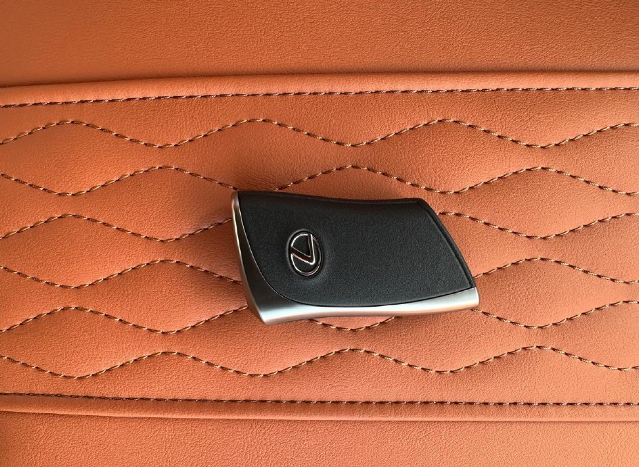 Lexus LX 600 2026 VIP thumb 9