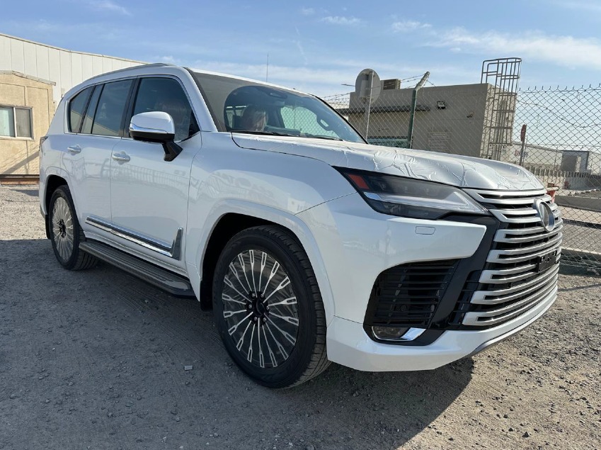 Lexus LX 600 2026 VIP thumb 18