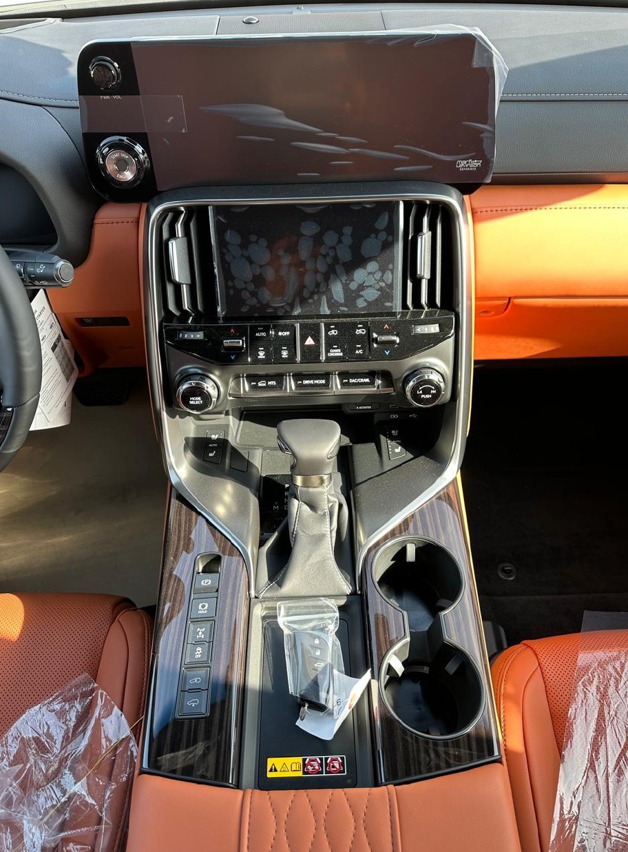 Lexus LX 600 2026 VIP thumb 24