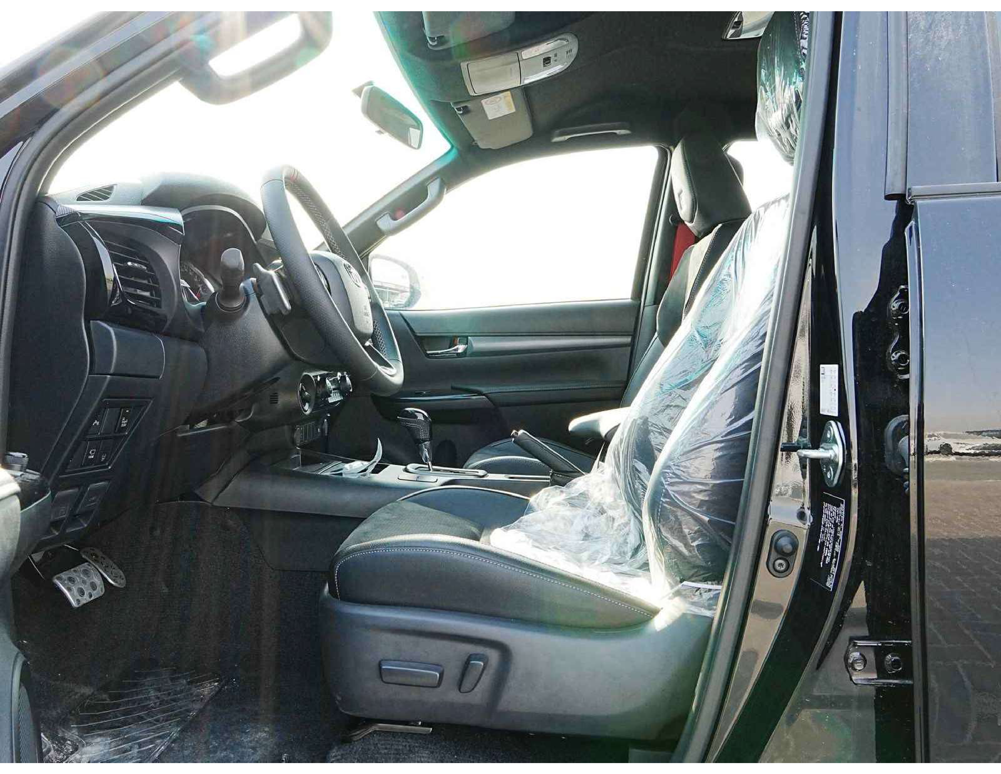 Toyota Hilux 2026 4.0L GR - Sport thumb 18