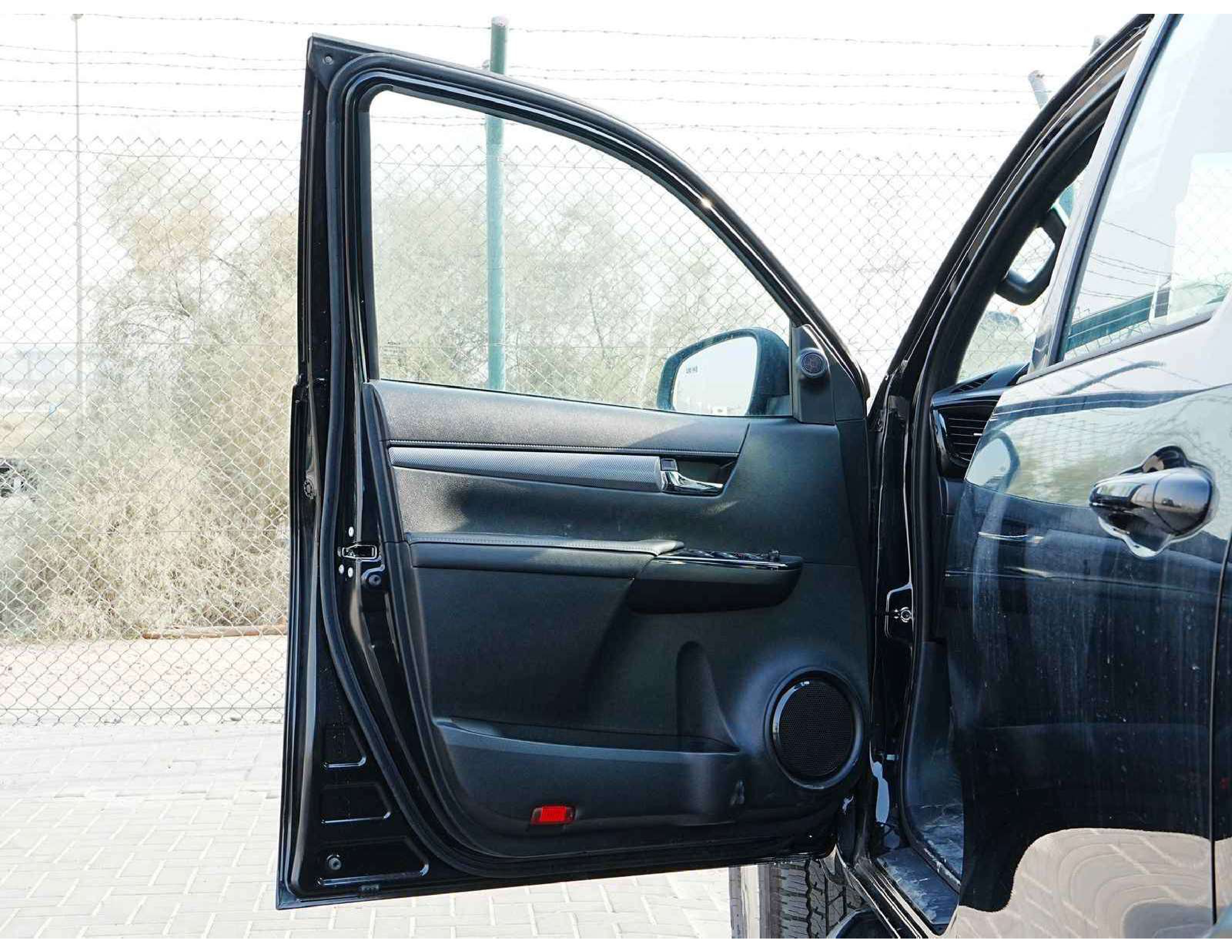 Toyota Hilux 2026 4.0L GR - Sport thumb 20