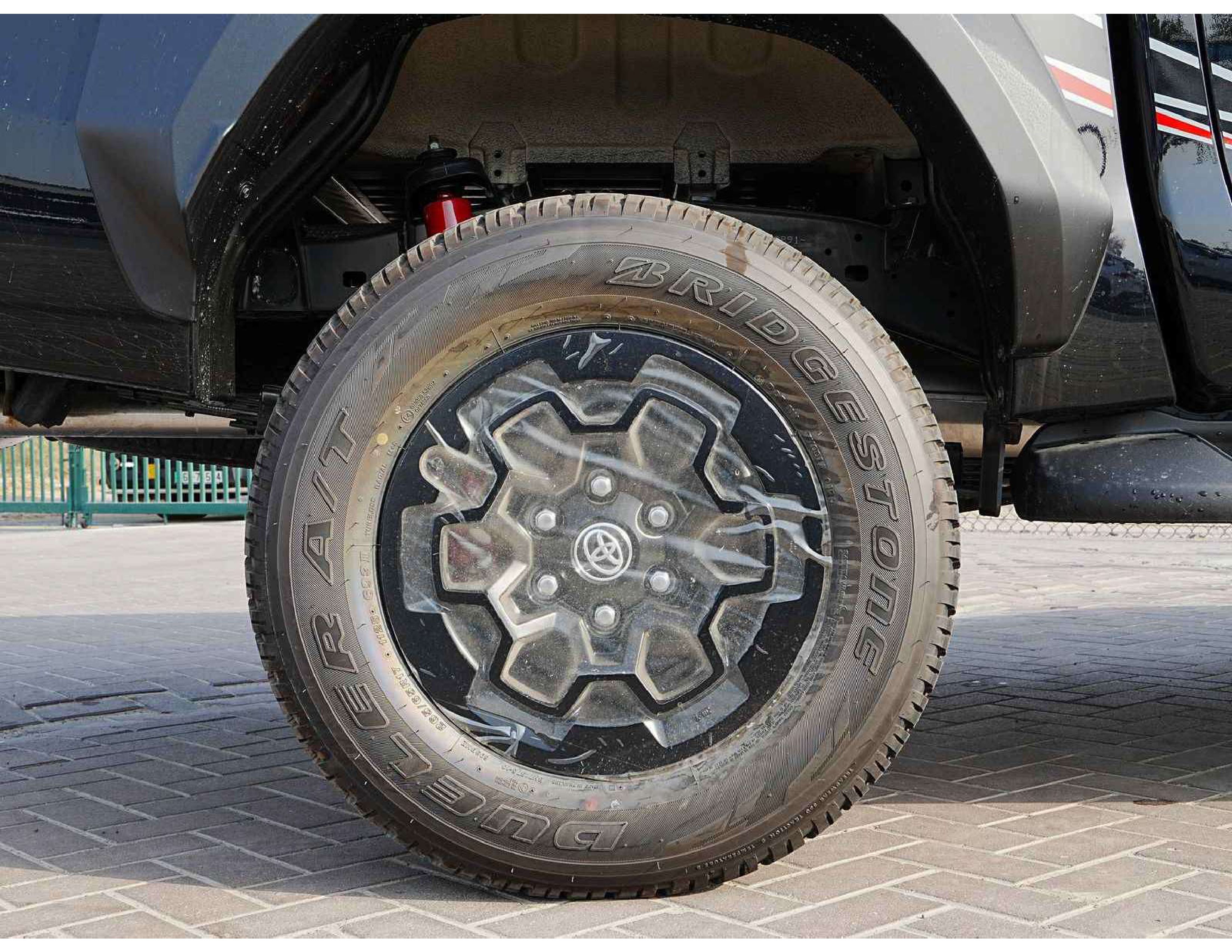 Toyota Hilux 2026 4.0L GR - Sport thumb 24