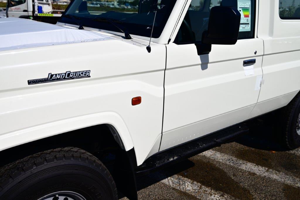 Toyota Land Cruiser 2026 (LC78) 2.8L thumb 5