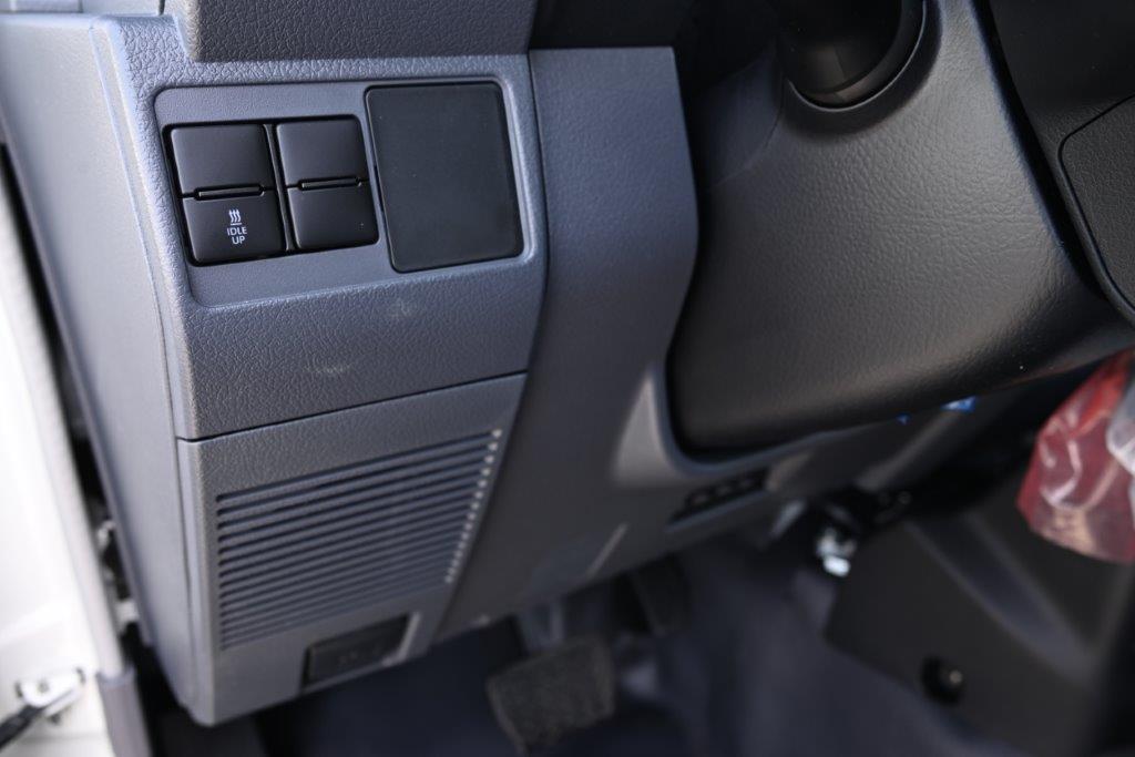 Toyota Land Cruiser 2026 (LC78) 2.8L thumb 12