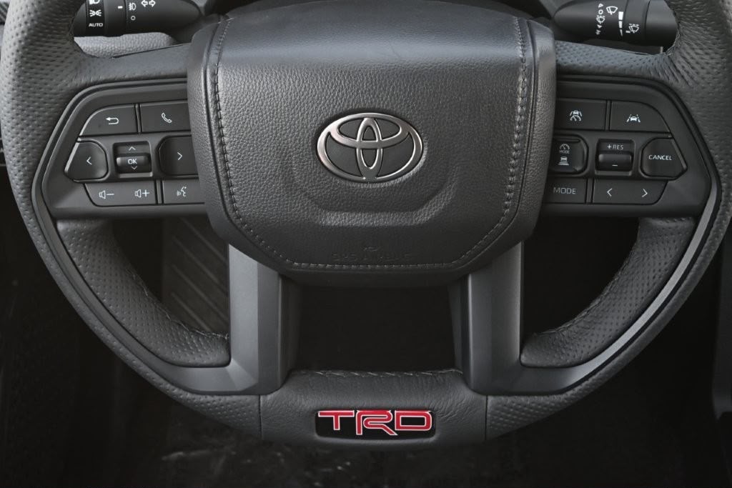 Toyota Tacoma 2026 TRD PRO I-Force Hybrid thumb 17