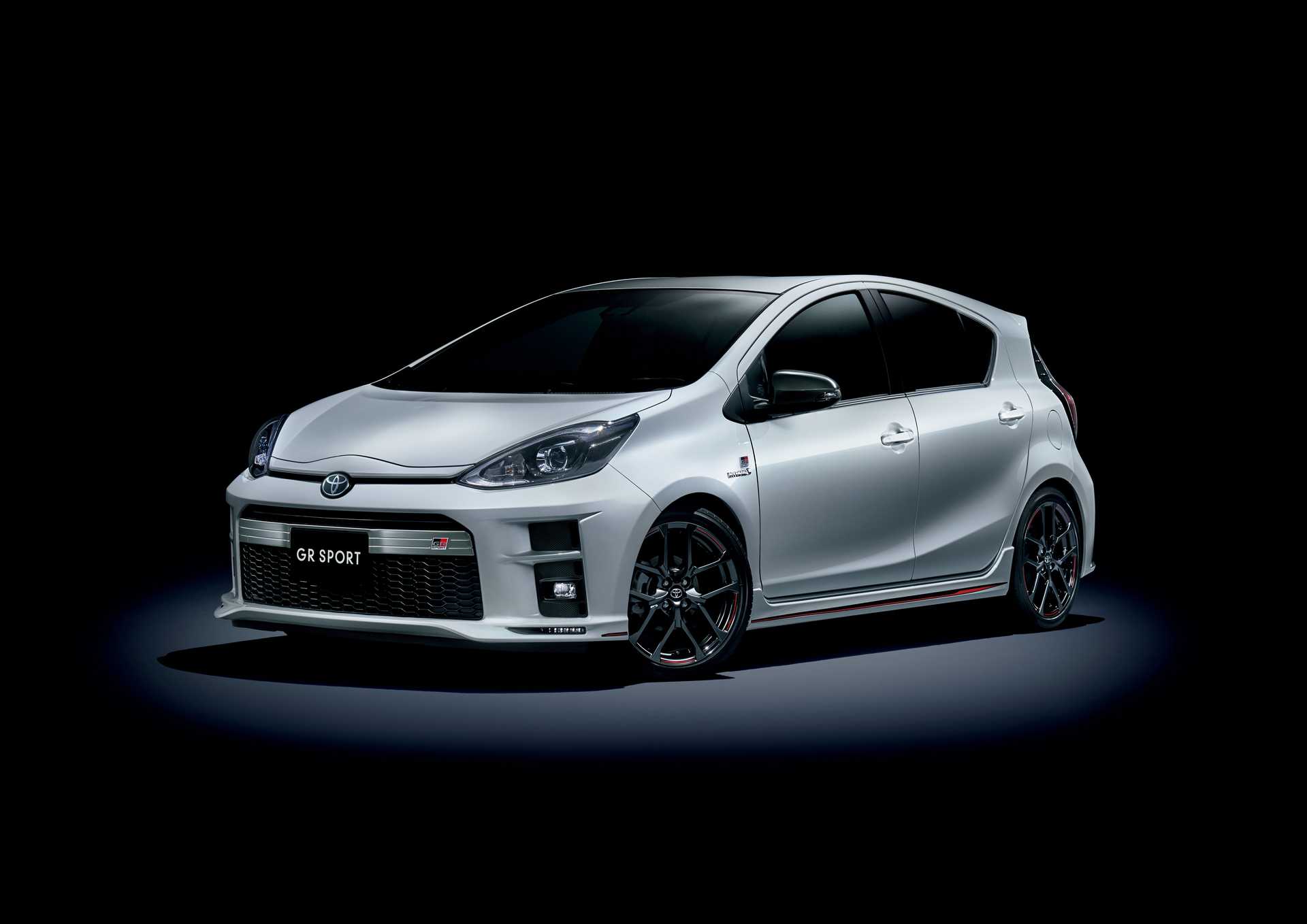 1 generation (NHP10) [2th restyling]