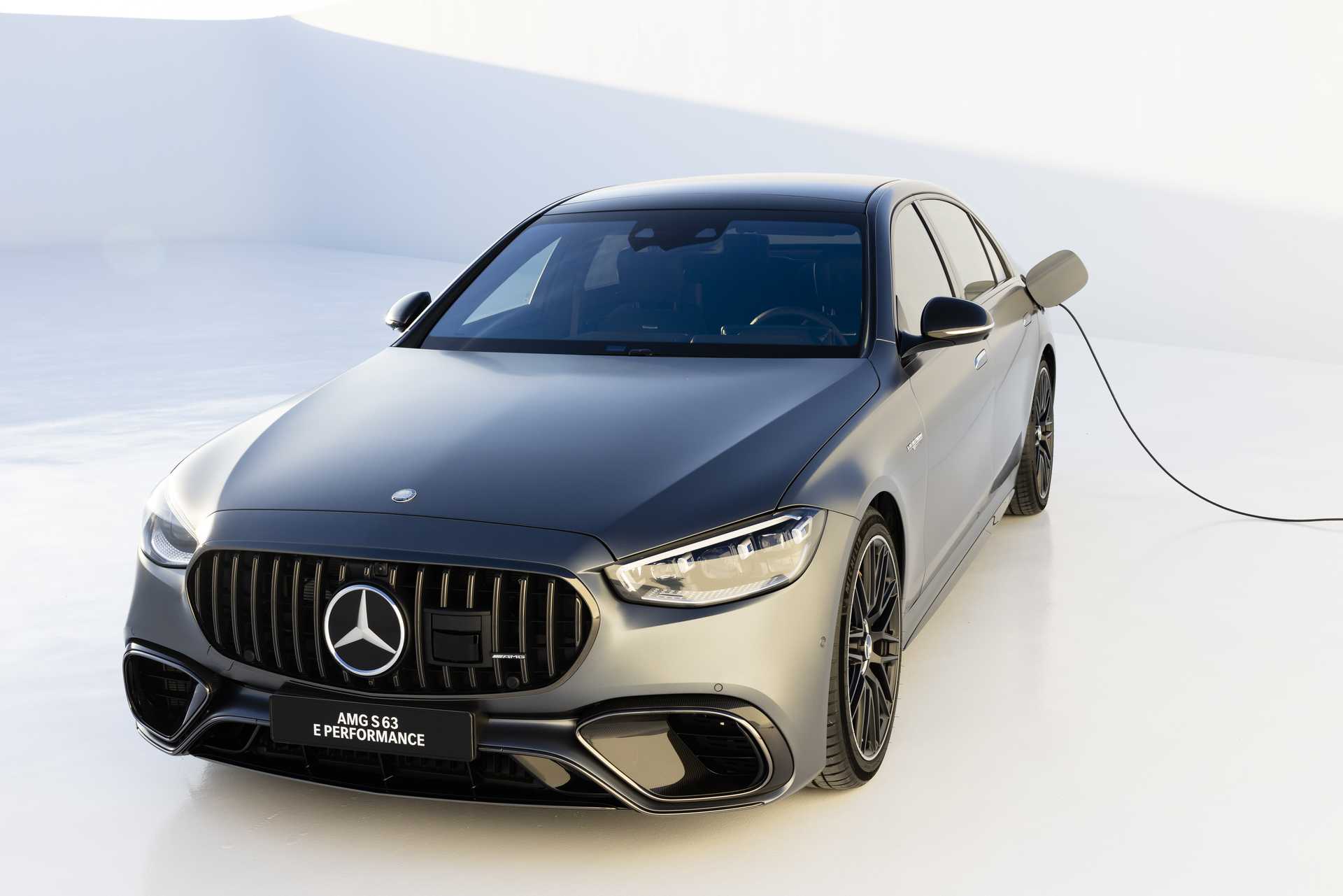 4 generation (W223)