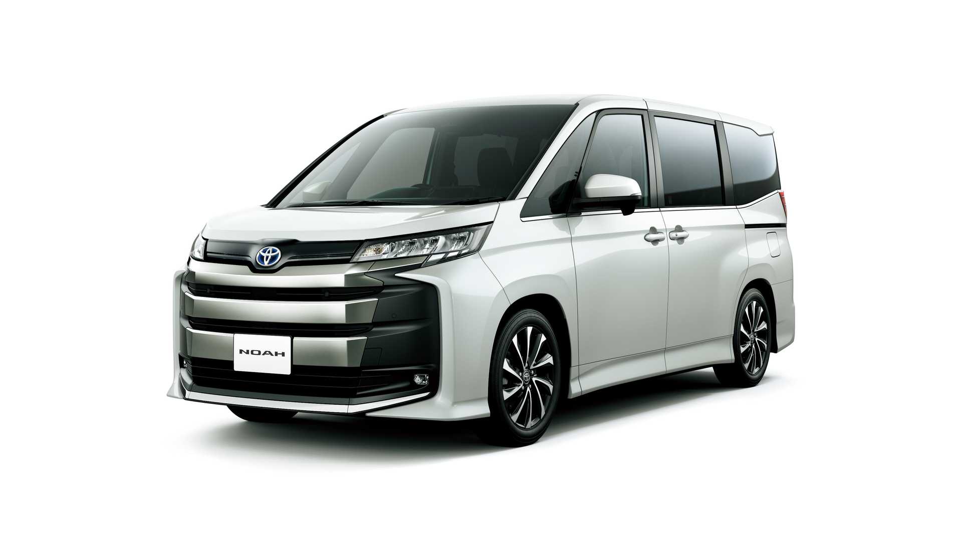 4 generation (R90)