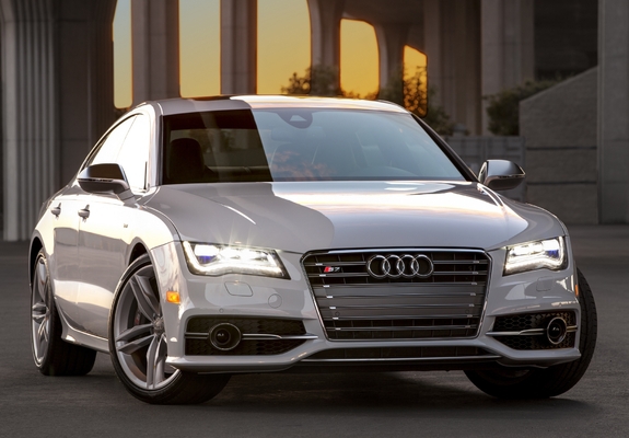 4.0 TFSI S tronic quattro (420 PS)