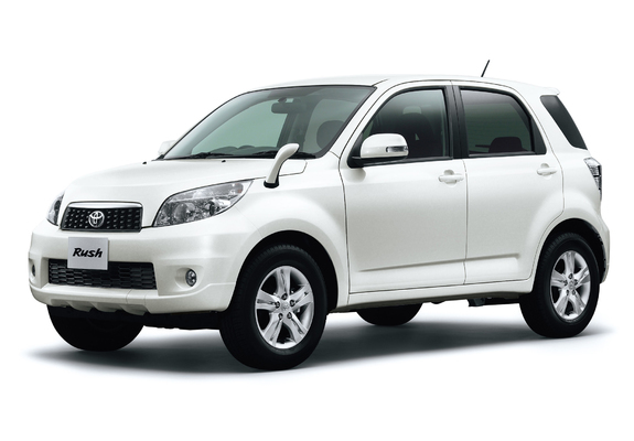 1 generation (J200) [restyling]
