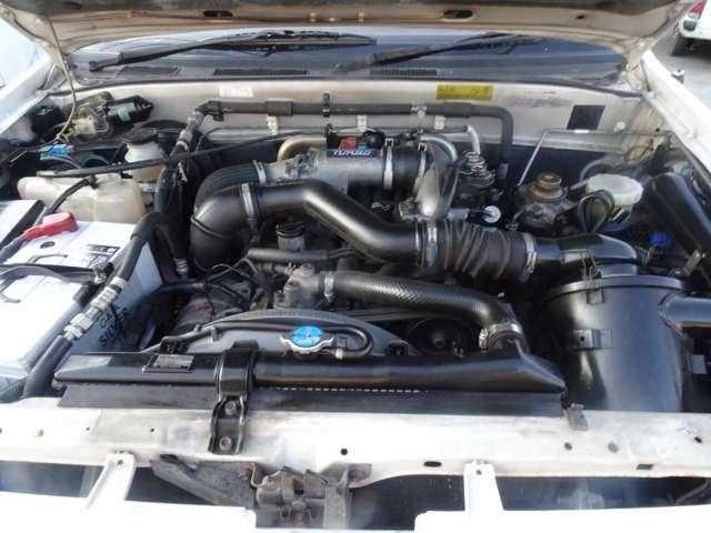 2.3 MT 4WD (110 PS)